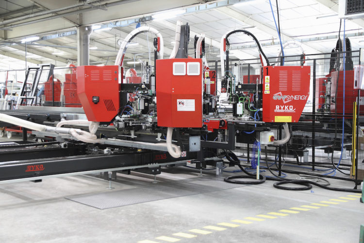 Le groupe Huet modernise l’une de ses lignes de fabrication