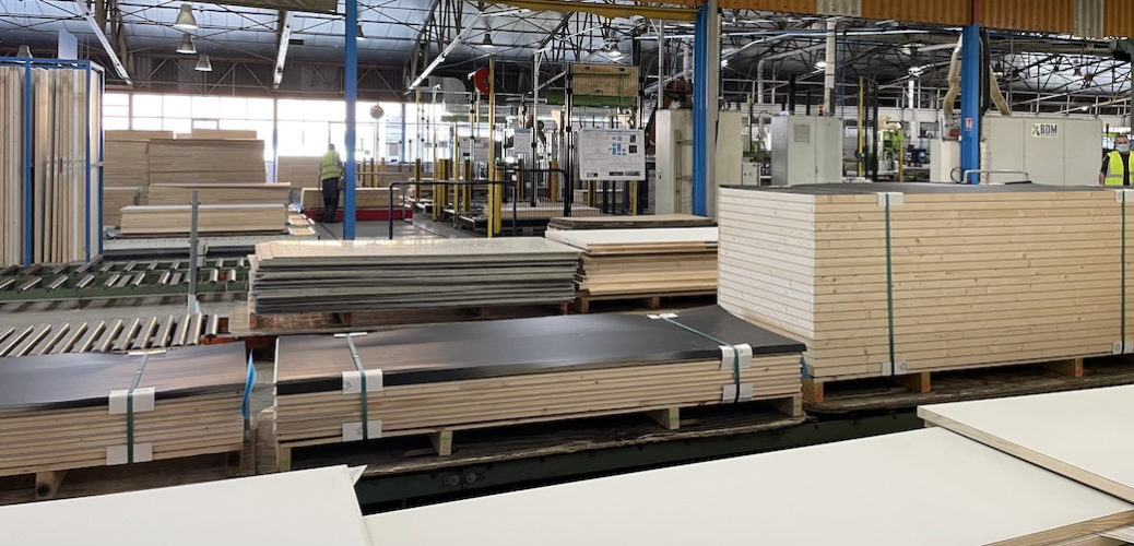 Jeld-Wen France investit dans son usine de portes d'Ussel